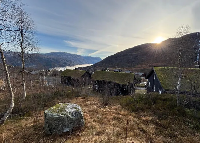 Roldal In Out * Hara